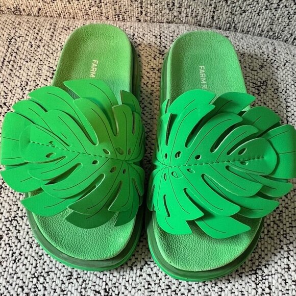 Farm Rio Green Monstera Slides - Picture 3 of 6